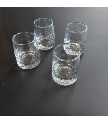 4 VERRES A LIQUEUR RONDS