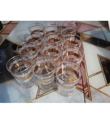 12 VERRES  A THE 