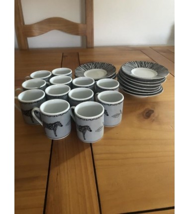 11 TASSES A CAFE + SOUCOUPES